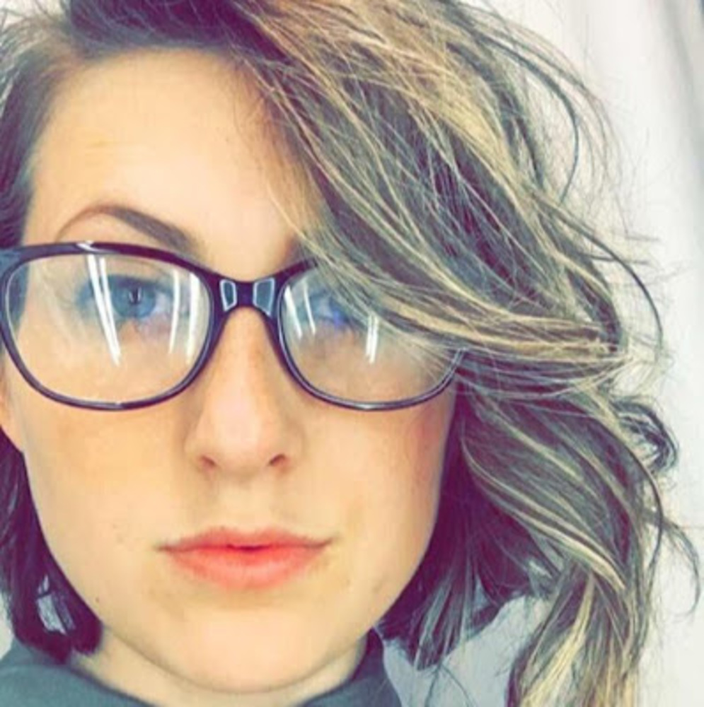 Meet your Posher, Katelyn